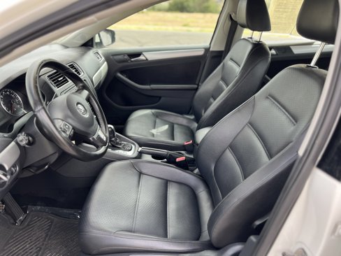 Used 2013 Volkswagen Jetta SE image 12
