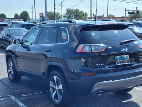 Used 2021 Jeep Cherokee Limited image 4