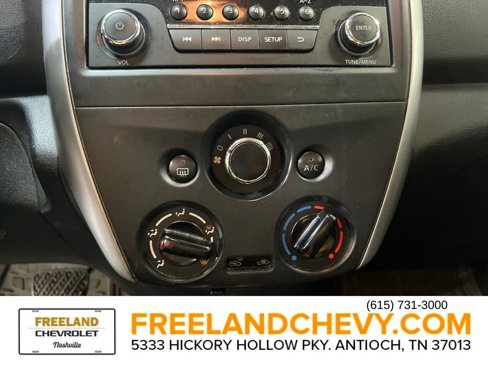 Used 2016 Nissan Versa SV image 16