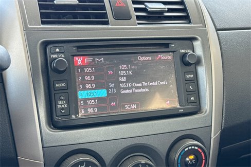 Used 2013 Toyota Corolla LE image 17