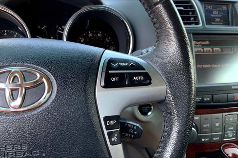 Used 2012 Toyota Highlander Limited image 24