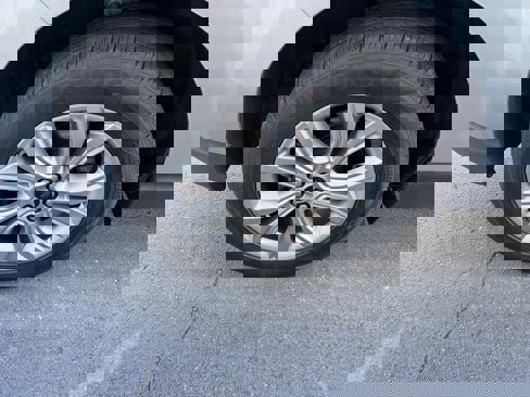 Used 2024 Ford Edge Titanium image 36
