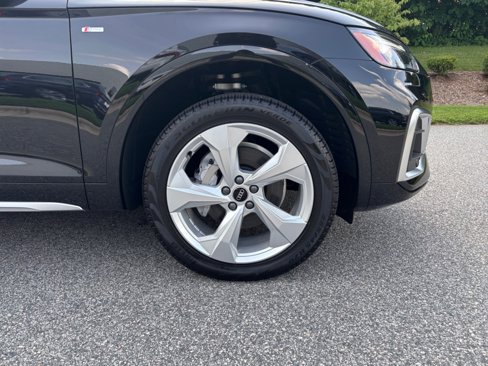 Certified 2025 Audi Q5 2.0T Premium Plus image 25