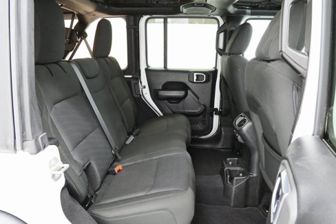 Used 2018 Jeep Wrangler Unlimited Sport S image 18