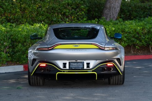 Used 2025 Aston Martin V8 Vantage Coupe image 6