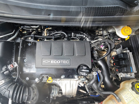 Used 2020 Chevrolet Sonic LT w/ Convenience Package image 29