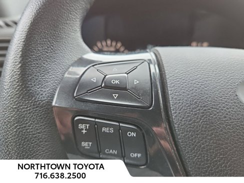 Used 2019 Ford Explorer XLT image 21