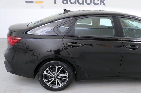 Used 2023 Kia Forte LXS image 9