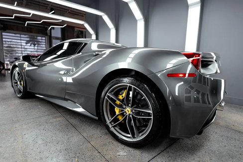 Used 2018 Ferrari 488 Spider image 9