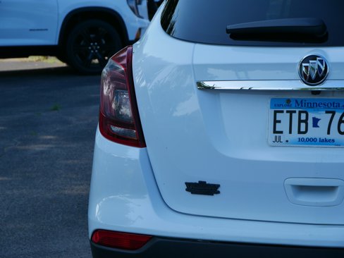 Used 2020 Buick Encore Preferred w/ Safety Package image 8