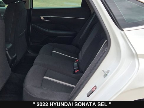 Used 2022 Hyundai Sonata SEL image 17