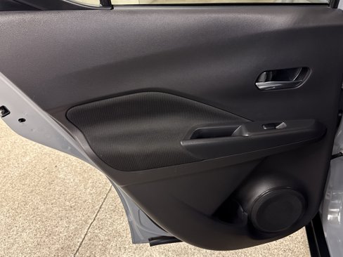 Used 2023 Nissan Kicks SV image 13