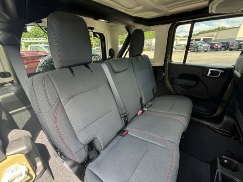 New 2025 Jeep Wrangler Unlimited Rubicon image 18