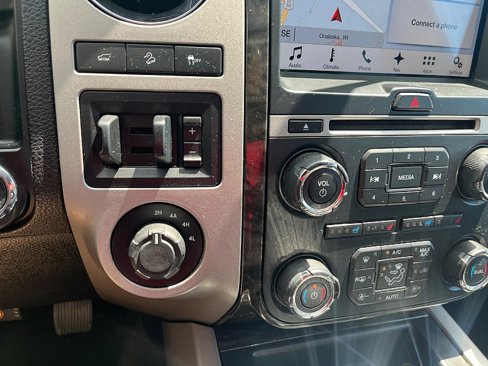 Used 2017 Ford Expedition Limited image 15