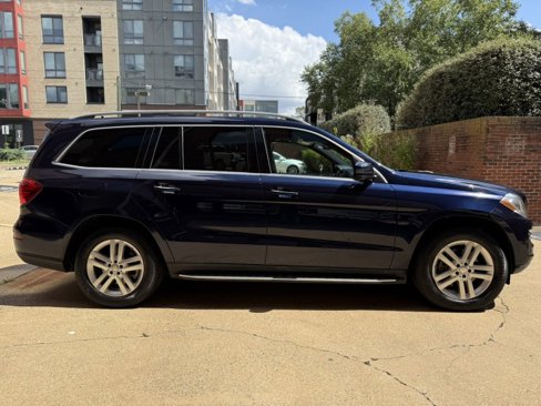 Used 2015 Mercedes-Benz GL 450 4MATIC image 6