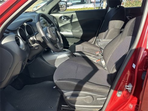 Used 2015 Nissan Juke S image 19