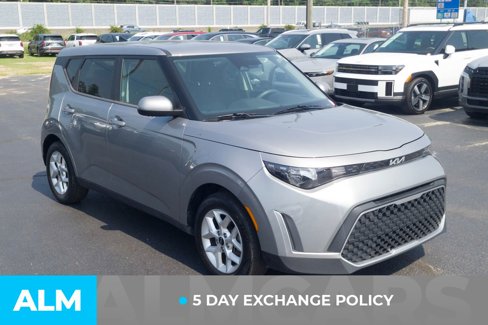 Used 2023 Kia Soul LX w/ Option Group 015 image 4