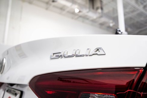 Used 2022 Alfa Romeo Giulia Veloce image 27