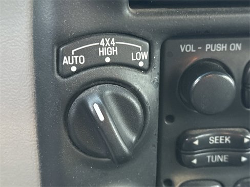 Used 2000 Ford Explorer XL image 11