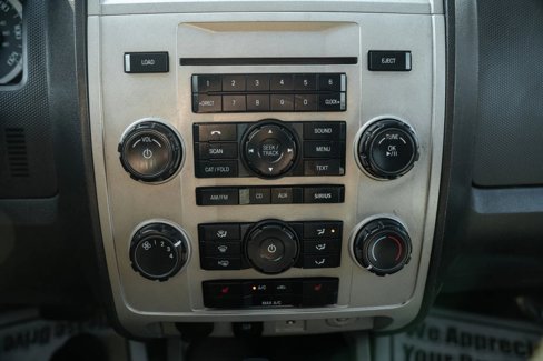 Used 2011 Ford Escape XLT w/ 203A Rapid Spec Order Code image 22