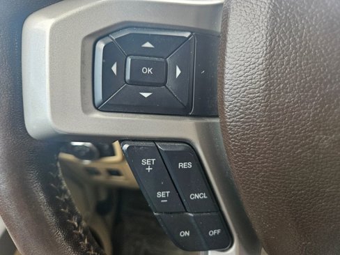 Used 2019 Ford F150 Lariat image 9