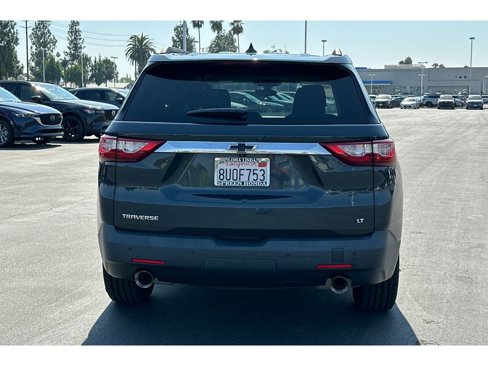 Used 2021 Chevrolet Traverse LT image 4