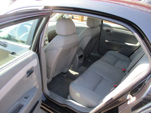 Used 2009 Chevrolet Malibu LS image 19