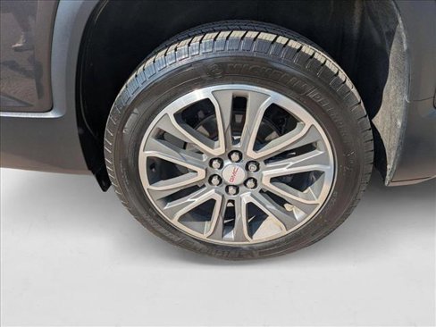 Used 2017 GMC Acadia SLT image 19