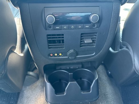 Used 2010 Chevrolet Avalanche LTZ image 21