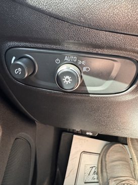 Used 2023 Chevrolet Equinox RS image 26