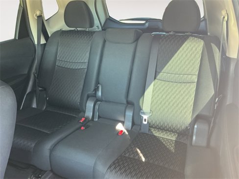 Used 2018 Nissan Rogue SV w/ Premium Package image 11