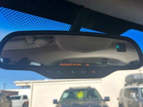 Used 2005 Chevrolet Avalanche LS w/ Onstar Plus Package image 20