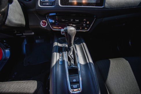 Used 2017 Honda HR-V EX image 4