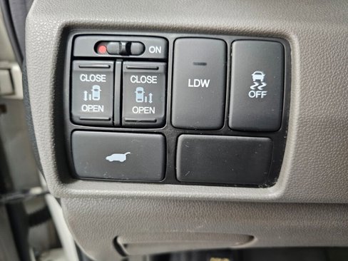 Used 2014 Honda Odyssey EX-L image 24