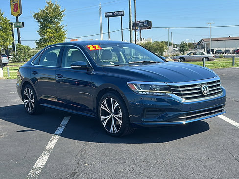 Used 2022 Volkswagen Passat 2.0T SE image 10