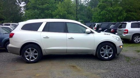 Used 2008 Buick Enclave CXL w/ Entertainment Package #3 image 12