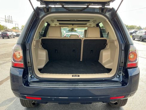 Used 2013 Land Rover LR2 image 23