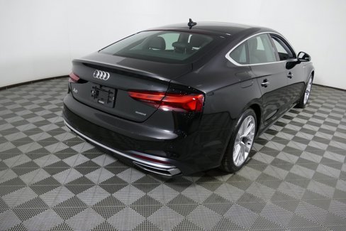 Used 2022 Audi A5 2.0T Premium Plus w/ Premium Plus image 3