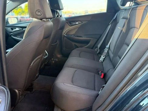 Used 2019 Chevrolet Malibu LT image 11