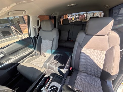 Used 2014 Toyota Tundra SR5 image 17