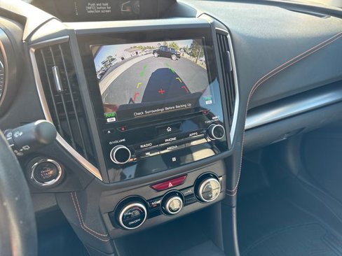 Used 2018 Subaru Crosstrek 2.0i Limited image 19