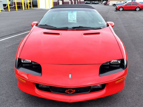 Used 1996 Chevrolet Camaro Z28 image 2