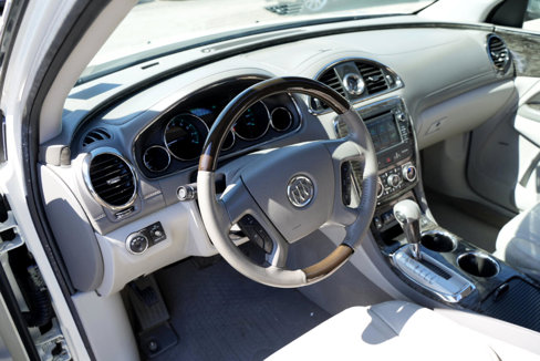 Used 2014 Buick Enclave Leather w/ LPO, Cargo Convenience Pkg image 15