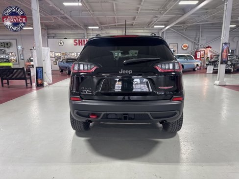 Used 2022 Jeep Cherokee Trailhawk w/ Comfort/Convenience Group image 4