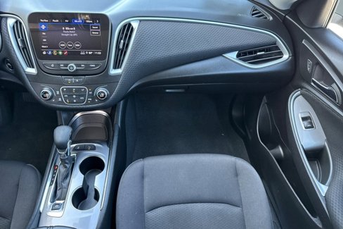 Used 2024 Chevrolet Malibu LT image 28