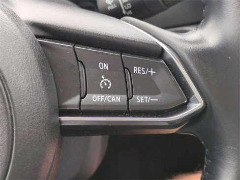 Used 2017 MAZDA MAZDA3 Grand Touring image 25