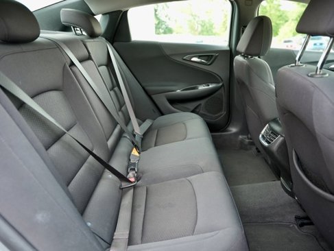 Used 2023 Chevrolet Malibu LT image 10