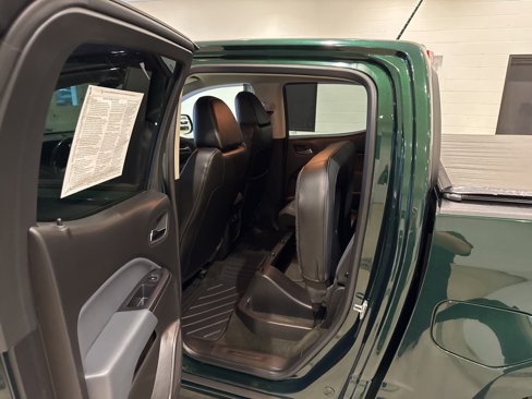 Used 2015 Chevrolet Colorado Z71 image 18