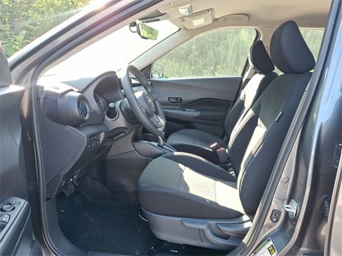New 2025 Nissan Kicks Play S w/ Interior Electronics Package image 6
