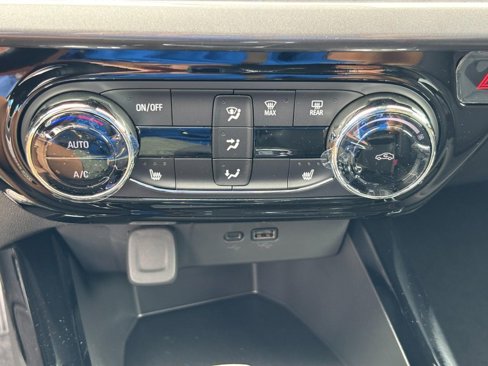 New 2025 Chevrolet Trax ACTIV w/ Driver Confidence Package image 40